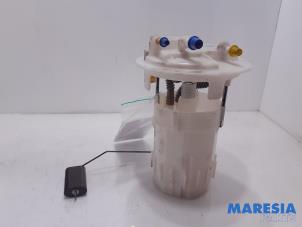 Used Electric fuel pump Peugeot 208 I (CA/CC/CK/CL) 1.6 e-HDi FAP Price € 49,99 Margin scheme offered by Maresia Parts