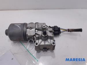 Used Front wiper motor Peugeot 208 I (CA/CC/CK/CL) 1.6 e-HDi FAP Price € 24,99 Margin scheme offered by Maresia Parts