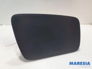 Used Right airbag (dashboard) Peugeot 107 1.0 12V Price € 45,00 Margin scheme offered by Maresia Parts