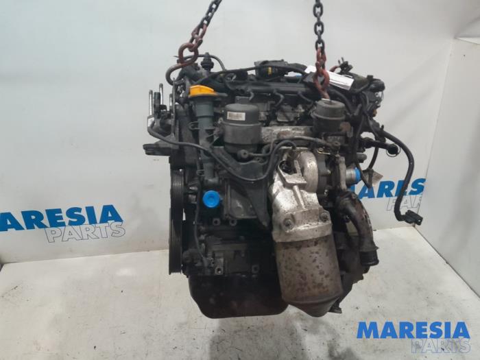 Bloc Moteur + Piston Complet Pour Fiat Doblo 1.3 Multijet 66kW 90ch Diesel - Occasion