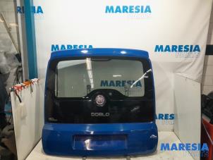 Used Tailgate Fiat Doblo Cargo (263) 1.3 MJ 16V Euro 4 Price € 586,85 Inclusive VAT offered by Maresia Parts