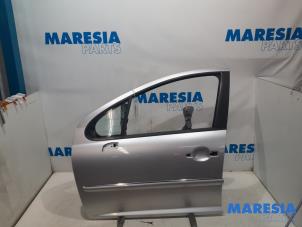 Used Door 4-door, front left Peugeot 207 SW (WE/WU) 1.4 16V Vti Price € 100,00 Margin scheme offered by Maresia Parts