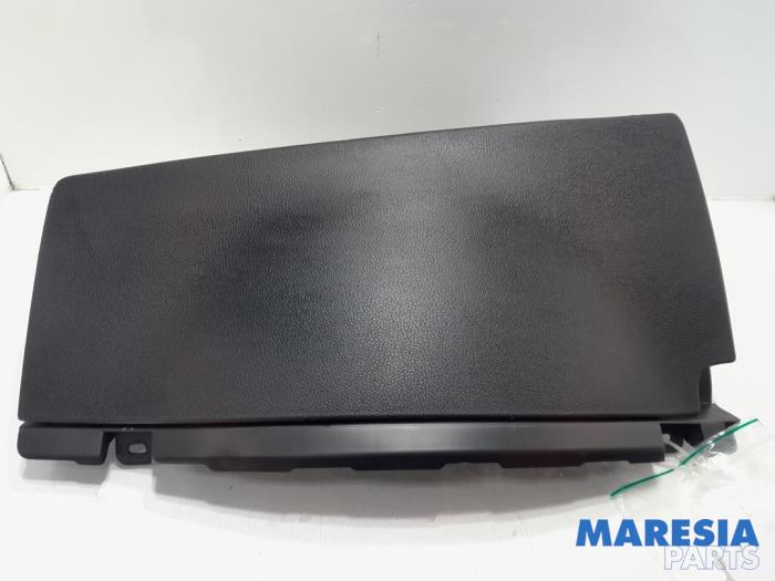 Begagnade Handskfack Citroen Berlingo Cinqspace, Multispace 1.6 VTi 95 16V Pris € 30,00 Marginaltabell erbjuds av Maresia Parts