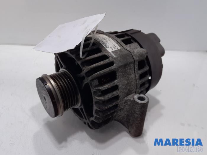 Begagnade Dynamo Fiat Doblo Cargo (263) 1.3 MJ 16V Euro 4 Pris € 60,50 Inklusive moms erbjuds av Maresia Parts