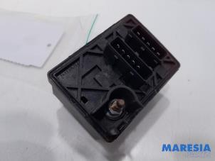 Used Relay Fiat Doblo Cargo (263) 1.3 MJ 16V Euro 4 Price € 30,25 Inclusive VAT offered by Maresia Parts