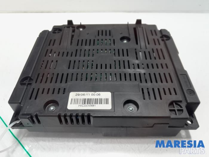 Usagé Blue&Me Fiat Doblo Cargo (263) 1.3 MJ 16V Euro 4 Prix € 254,10 Prix TTC proposé par Maresia Parts