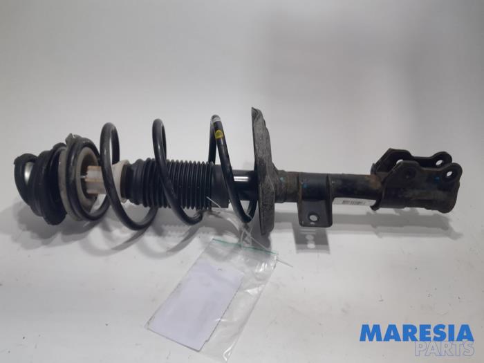 Front shock absorber rod, right from a Fiat 500 (312) 1.2 69 2012