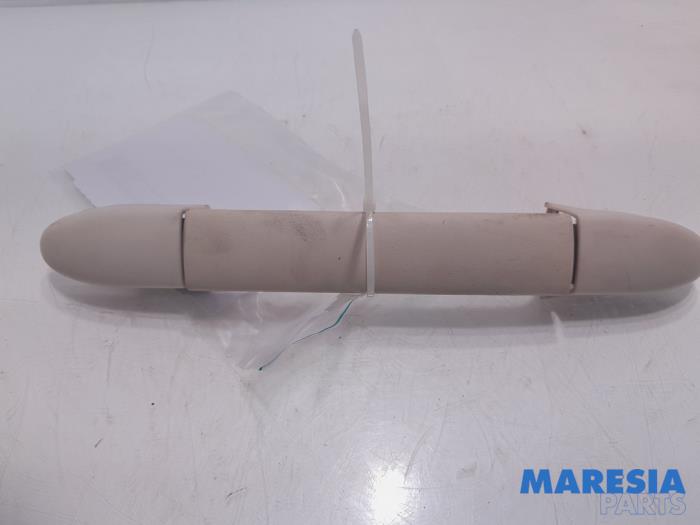 Gebrauchte Handgriff Fiat 500C (312) 1.2 69 Preis € 20,00 Margenregelung angeboten von Maresia Parts