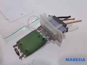 Used Heater resistor Peugeot 207 SW (WE/WU) 1.4 16V Vti Price € 20,00 Margin scheme offered by Maresia Parts