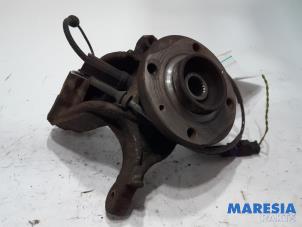 Used Knuckle, front right Peugeot 207 SW (WE/WU) 1.4 16V Vti Price € 19,99 Margin scheme offered by Maresia Parts