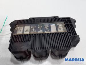 Gebrauchte Sicherungskasten Fiat Scudo (270) 1.6 D Multijet Preis € 42,35 Mit Mehrwertsteuer angeboten von Maresia Parts
