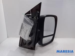Usagé Rétroviseur droit Fiat Scudo (270) 1.6 D Multijet Prix € 60,50 Prix TTC proposé par Maresia Parts