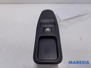 Gebrauchte Elektrisches Fenster Schalter Fiat Scudo (270) 1.6 D Multijet Preis € 18,15 Mit Mehrwertsteuer angeboten von Maresia Parts