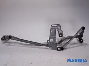 Usagé Mécanique essuie-glace Fiat Ducato (250) 2.0 D 115 Multijet Prix € 48,40 Prix TTC proposé par Maresia Parts
