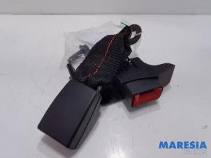 Usagé Insertion ceinture de sécurité arrière centre Fiat 500 (312) 1.2 69 Prix € 30,00 Règlement à la marge proposé par Maresia Parts
