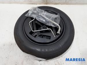 Usagé Kit de cric + Roue de secours Fiat 500 (312) 1.2 69 Prix € 90,00 Règlement à la marge proposé par Maresia Parts