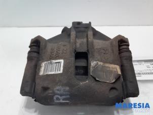 Used Front brake calliper, right Citroen C3 (SX/SW) 1.2 12V e-THP PureTech 110 Price € 13,99 Margin scheme offered by Maresia Parts