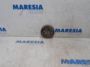 Used Camshaft sprocket Renault Kangoo Express (FW) 1.5 dCi 75 FAP Price € 42,35 Inclusive VAT offered by Maresia Parts