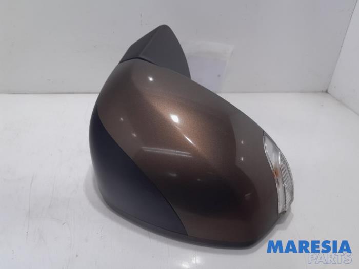 Wing mirror, right from a Renault Scénic III (JZ) 2.0 16V CVT 2009