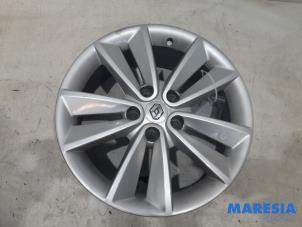 Used Wheel Renault Scénic III (JZ) 2.0 16V CVT Price € 105,00 Margin scheme offered by Maresia Parts