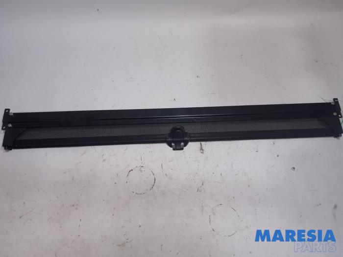 Begagnade Markis Fiat 500 (312) 0.9 TwinAir 85 Pris € 150,00 Marginaltabell erbjuds av Maresia Parts