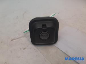 Used Reversing camera Citroen Berlingo 1.5 BlueHDi 100 Price € 121,00 Inclusive VAT offered by Maresia Parts