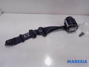 Used Rear seatbelt, left Fiat Panda (312) 0.9 TwinAir 65 Price € 35,00 Margin scheme offered by Maresia Parts