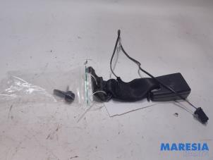 Used Rear seatbelt buckle, left Fiat Panda (312) 0.9 TwinAir 65 Price € 15,00 Margin scheme offered by Maresia Parts
