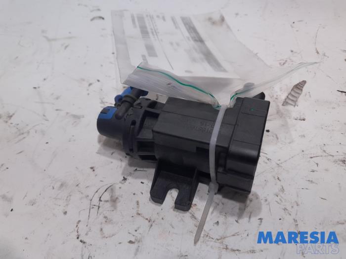 Usagé Régulateur pression turbo Peugeot 508 (8D) 2.0 Hybrid4 16V Prix € 20,00 Règlement à la marge proposé par Maresia Parts