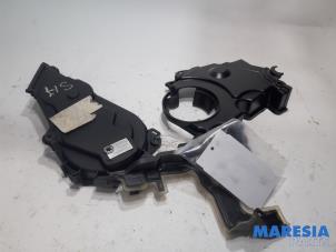 Used Timing cover Peugeot 508 (8D) 2.0 Hybrid4 16V Price € 35,00 Margin scheme offered by Maresia Parts