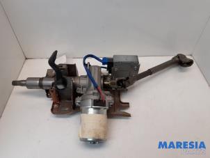 Used Steering column housing Renault Twingo II (CN) 1.2 Price € 105,00 Margin scheme offered by Maresia Parts
