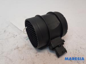 Usados Medidor de flujo de aire Fiat Ducato (250) 2.0 D 115 Multijet Precio € 48,40 IVA incluido ofrecido por Maresia Parts