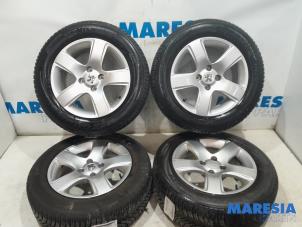 Gebrauchte Sportfelgensatz + Reifen Peugeot 3008 I (0U/HU) 1.6 16V THP 155 Preis € 350,00 Margenregelung angeboten von Maresia Parts