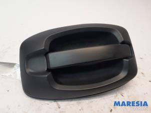 Used Sliding door handle, right Fiat Ducato (250) 2.0 D 115 Multijet Price € 36,30 Inclusive VAT offered by Maresia Parts