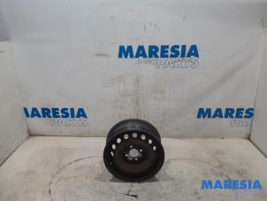 Used Wheel Renault Twingo II (CN) 1.2 Price € 22,50 Margin scheme offered by Maresia Parts
