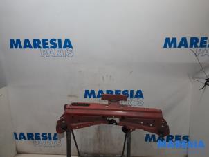 Used Lock plate Renault Twingo II (CN) 1.2 Price € 35,00 Margin scheme offered by Maresia Parts