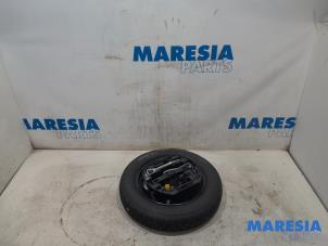 Used Jackkit + spare wheel Peugeot 3008 I (0U/HU) 1.6 16V THP 155 Price € 105,00 Margin scheme offered by Maresia Parts