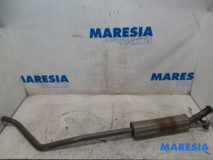 Used Exhaust middle silencer Peugeot 3008 I (0U/HU) 1.6 16V THP 155 Price € 105,00 Margin scheme offered by Maresia Parts