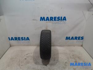 Usagé Pneu d’hiver Alfa Romeo MiTo (955) 1.4 TB 16V Prix sur demande proposé par Maresia Parts