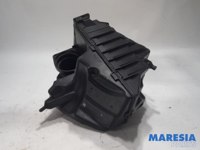 Gebrauchte Luftfiltergehäuse Renault Scénic III (JZ) 2.0 16V CVT Preis € 39,95 Margenregelung angeboten von Maresia Parts