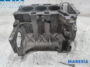 Used Engine crankcase Peugeot 208 I (CA/CC/CK/CL) 1.2 Vti 12V PureTech 82 Price € 350,00 Margin scheme offered by Maresia Parts