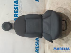 Gebrauchte Sitz links Fiat 500 (312) 1.2 69 Preis € 150,00 Margenregelung angeboten von Maresia Parts