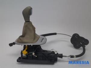 Used Gear stick Renault Scénic III (JZ) 2.0 16V CVT Price € 105,00 Margin scheme offered by Maresia Parts