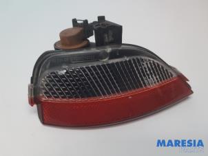 Used Reversing light, right Renault Scénic III (JZ) 2.0 16V CVT Price € 30,00 Margin scheme offered by Maresia Parts