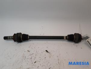 Used Drive shaft, rear left Alfa Romeo Giulia (952) 2.0 T 16V Veloce Q4 Price € 160,00 Margin scheme offered by Maresia Parts