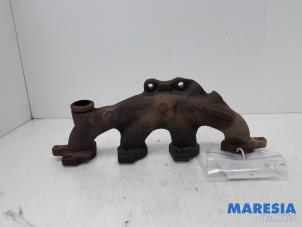 Used Exhaust manifold Renault Megane III Grandtour (KZ) 1.5 dCi 110 Price € 100,00 Margin scheme offered by Maresia Parts