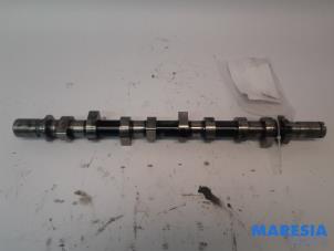 Used Camshaft Renault Megane III Grandtour (KZ) 1.5 dCi 110 Price € 157,50 Margin scheme offered by Maresia Parts