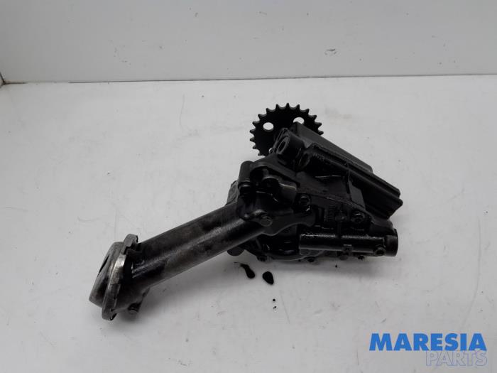 Gebrauchte Ölpumpe Renault Megane III Grandtour (KZ) 1.5 dCi 110 Preis € 50,00 Margenregelung angeboten von Maresia Parts