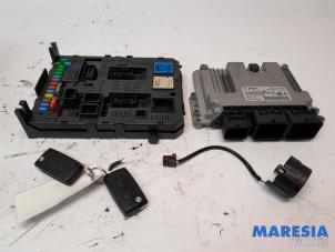 Used Engine management computer Peugeot 3008 I (0U/HU) 1.6 16V THP 155 Price € 350,00 Margin scheme offered by Maresia Parts