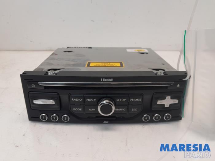 Radioodtwarzacz CD z Peugeot 3008 I (0U/HU) 1.6 16V THP 155 2012